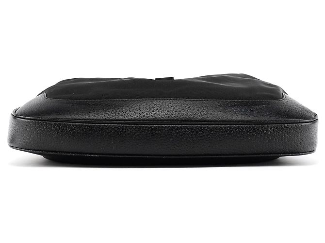Gucci 001 3306 Borsa a spalla Jackie in nylon nero - vista 4