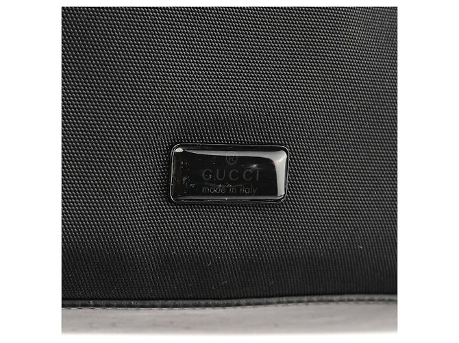 Gucci Borsa a tracolla Loop 1999 in nylon nero - vista 6