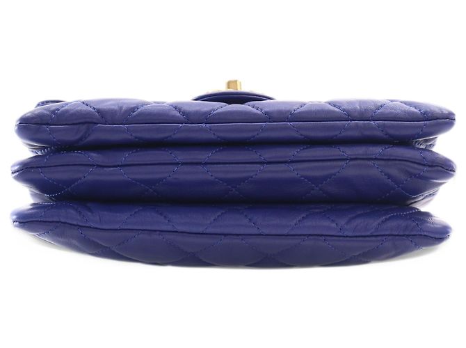 Borsa a tracolla Chanel Small Quilted Lambskin Pillow Crush Flap Blu - vista 3