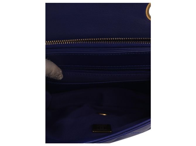 Borsa a tracolla Chanel Small Quilted Lambskin Pillow Crush Flap Blu - vista 8