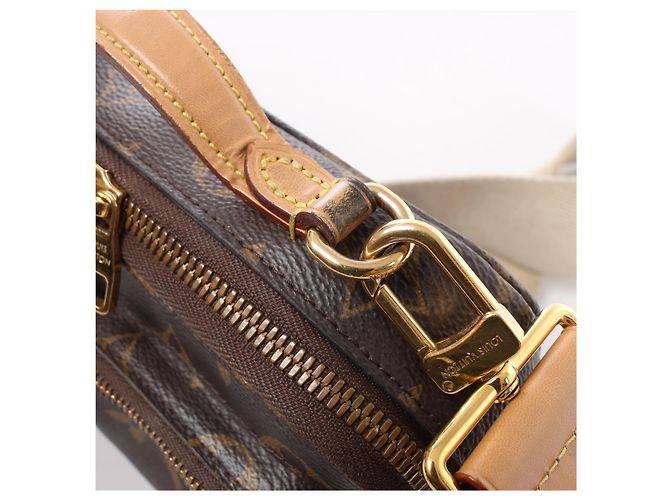 Borsa a tracolla Louis Vuitton Utility Monogram in marrone M80446 - vista 11