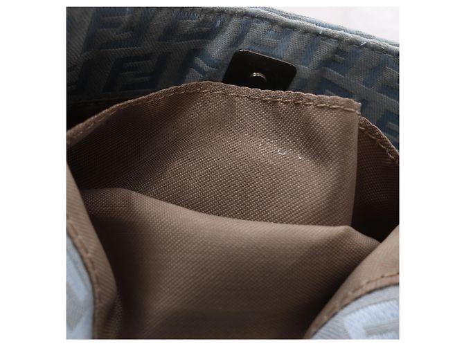 Borsa a tracolla Fendi Zucchino Canvas & Leather in blu 8BR068 - vista 14