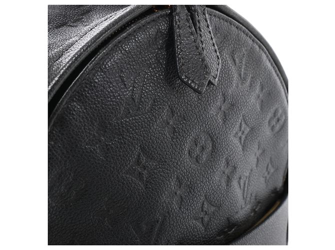Zaino Louis Vuitton Sorbonne Monogram Empreinte in Black M44016 - vista 11