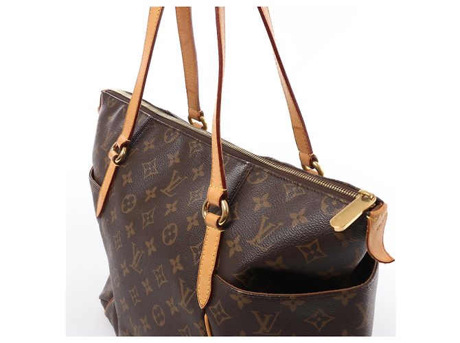 Borsa a tracolla Louis Vuitton Totally MM Monogram in marrone M41015 - vista 5