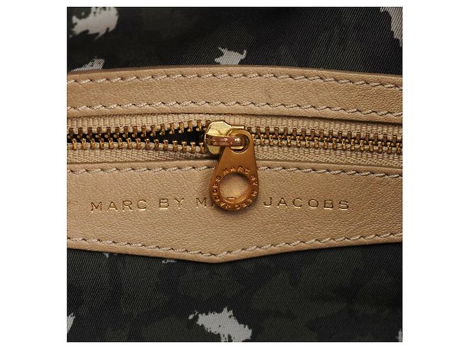 Marc by Marc Jacobs  mala 2-Way com múltiplos bolsos em pele bege - vista 13