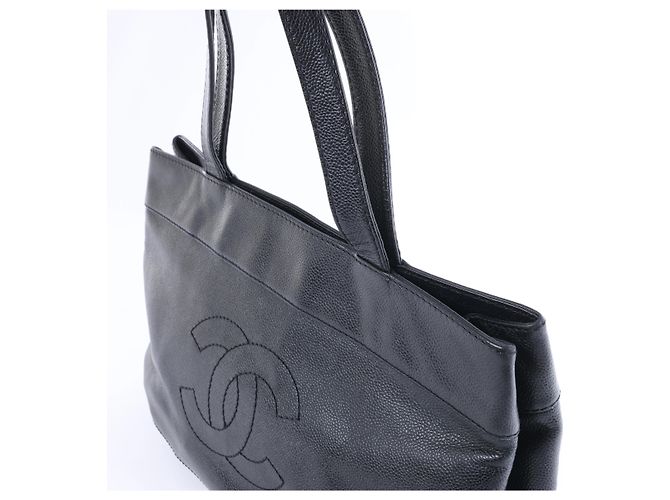 Borsa a tracolla Chanel Coco Mark Line in pelle caviar nera - vista 3