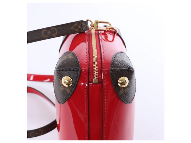 Borsa a tracolla Louis Vuitton Venice Miroir Vernis Leather in rosso M52473 - vista 9