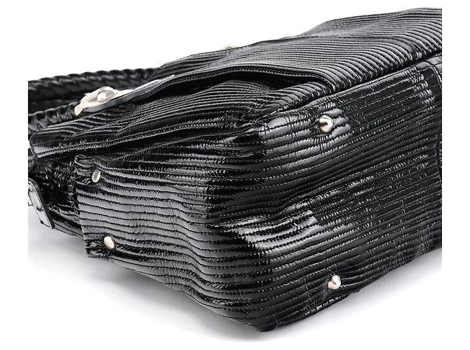 Héloïse Chloé Heloise Shopper-Bag aus schwarzem gestepptem Lackleder - Ansicht 10