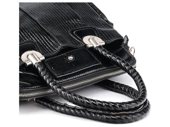 Héloïse Chloé Heloise Shopper-Bag aus schwarzem gestepptem Lackleder - Ansicht 12