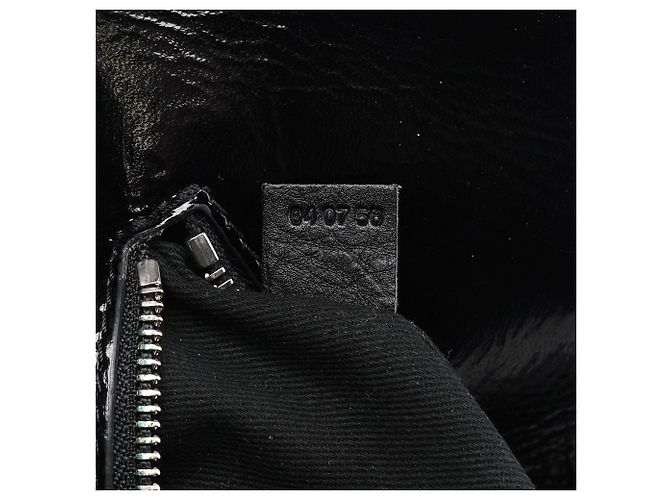 Héloïse Chloé Heloise Shopper-Bag aus schwarzem gestepptem Lackleder - Ansicht 16