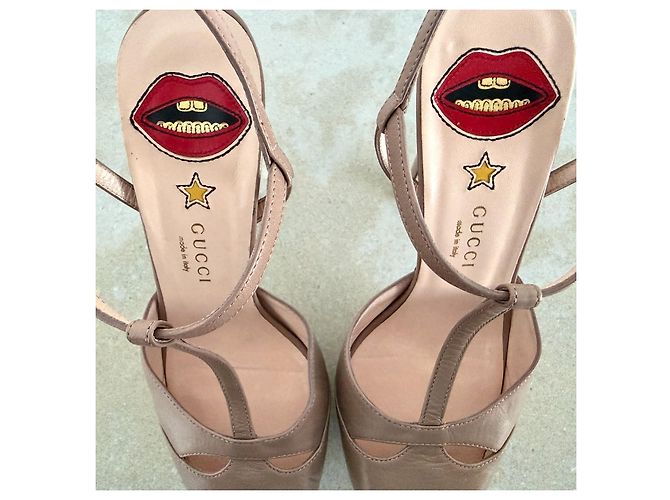 Gucci Décolleté Platform Angel Alessandro Michele Primavera 2016 - vista 6