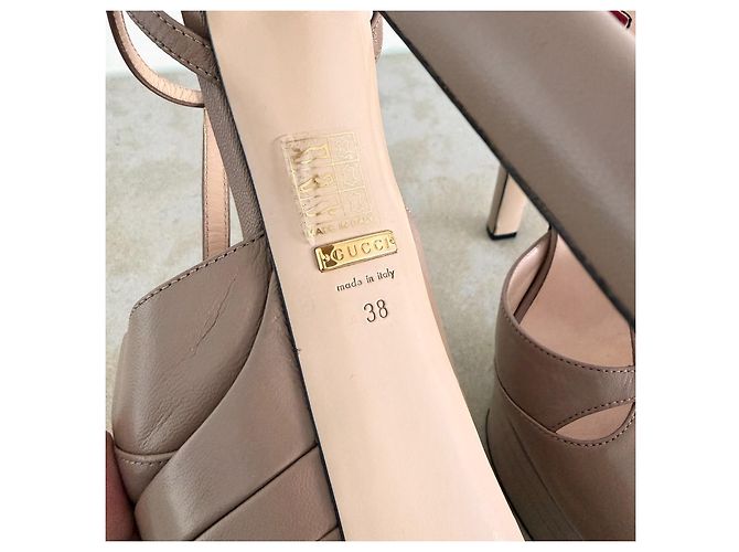 Gucci Décolleté Platform Angel Alessandro Michele Primavera 2016 - vista 7