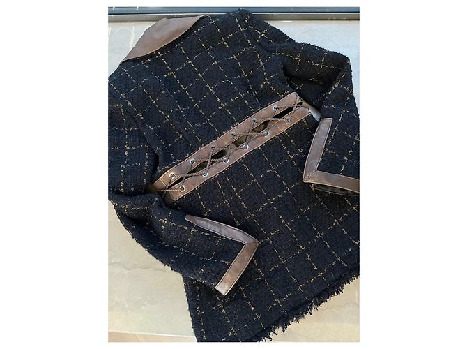 CHANEL Front Row Only Tweed-Jacke Herbst/Winter 2016 – Runway Look 29 – FR 38 - vista 10