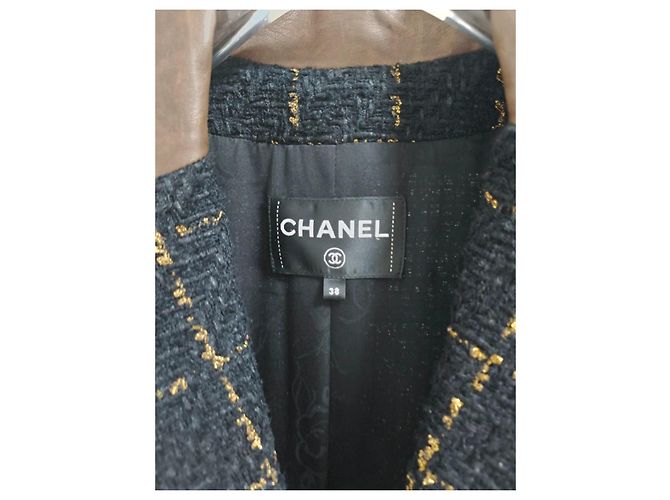 CHANEL Front Row Only Tweed-Jacke Herbst/Winter 2016 – Runway Look 29 – FR 38 - vista 2