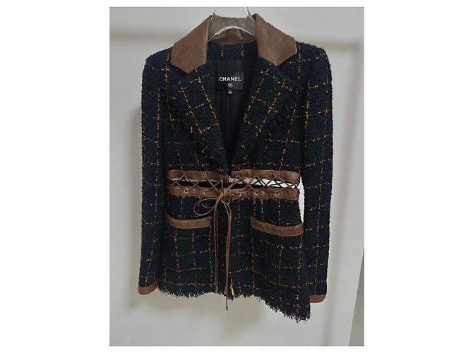 CHANEL Front Row Only Tweed-Jacke Herbst/Winter 2016 – Runway Look 29 – FR 38 - vista 9