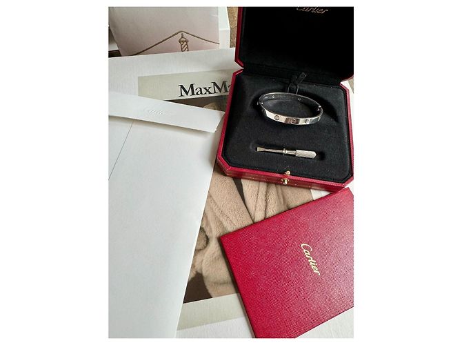 Bracciale Cartier Love 16 in Oro Bianco e Diamanti - vista 11