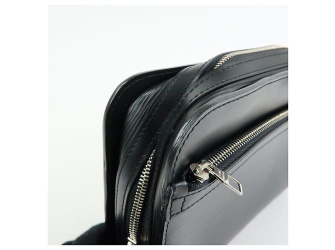 Louis Vuitton Epi Leather Osh Clutch Bag Flat Pouch Noir M59362 - vista 11