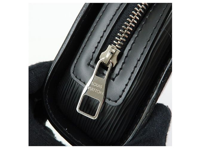 Louis Vuitton Epi Leather Osh Clutch Bag Flat Pouch Noir M59362 - vista 16