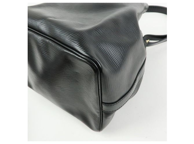 Borsa a tracolla Louis Vuitton Epi Petit Noe Noir Black M44102 - vista 14