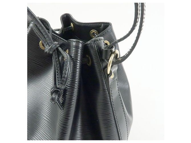 Borsa a tracolla Louis Vuitton Epi Petit Noe Noir Black M44102 - vista 15