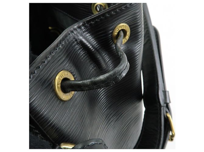 Borsa a tracolla Louis Vuitton Epi Petit Noe Noir Black M44102 - vista 19