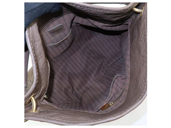 Borsa a mano Louis Vuitton Monogram Empreinte Artsy MM Terre M94171 - vista 16