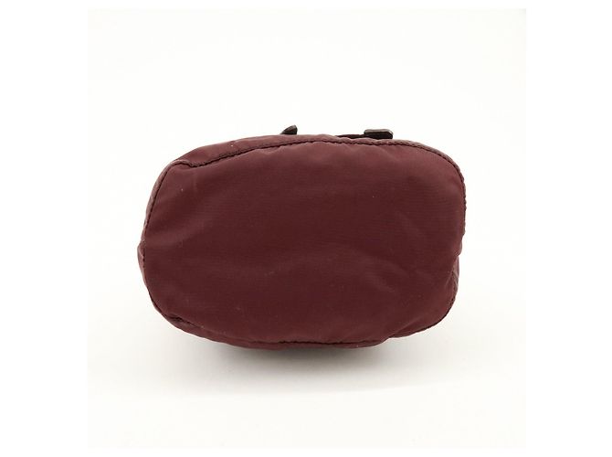 PRADA Nylon Saffiano Leder Beuteltasche mit Dreieckslogo - Ansicht 5