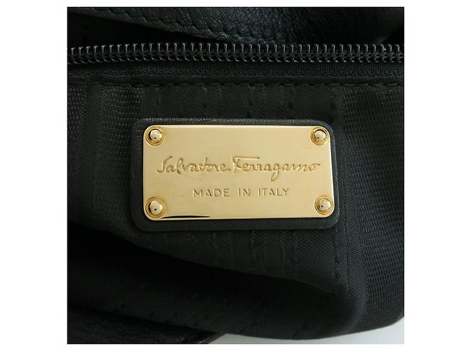Salvatore Ferragamo Borsa a tracolla in pelle Ferragamo Borsa crossbody Nera - vista 22