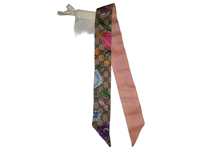 Gucci Seidenschal mit Blumenprint - Ansicht 2