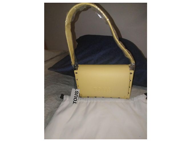 Autre Marque Tous Borsa in Pelle Gialla - vista 2