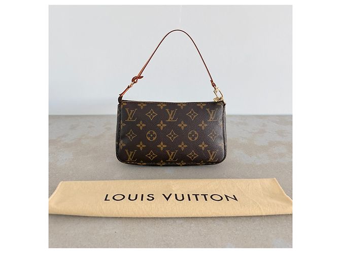 Louis Vuitton Monogram Pochette Accessoires Handtasche - Ansicht 3