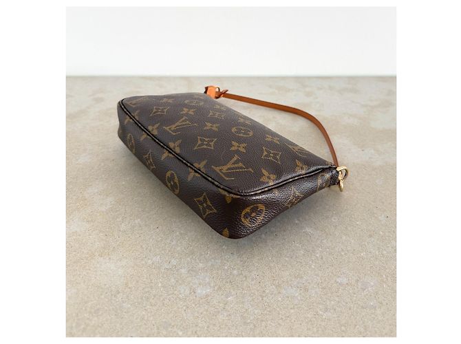 Louis Vuitton Monogram Pochette Accessoires Handtasche - Ansicht 6