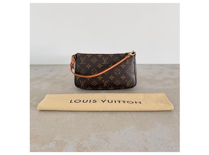 Louis Vuitton Monogram Pochette Accessoires Handtasche - Ansicht 7
