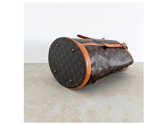 Bolsa Louis Vuitton Monogram Large Bucket GM - vista 9