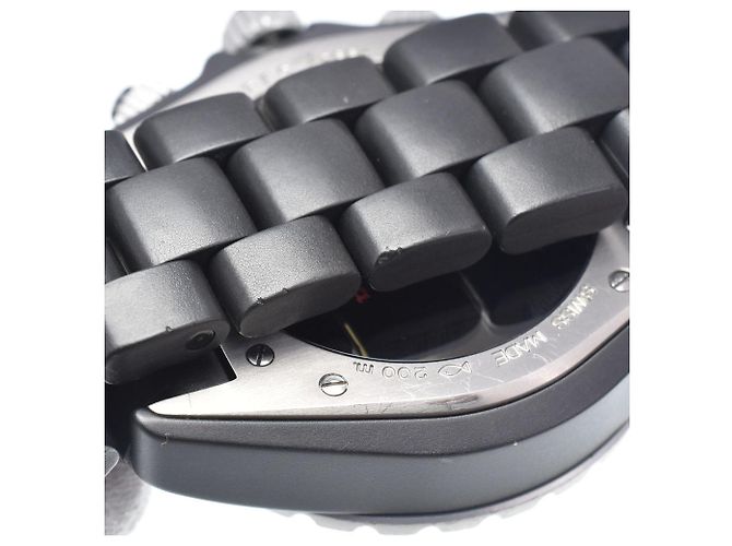 Chanel J12 Superleggera Chronograph
Automático Cerâmica e Aço Inoxidável 41 - vista 7