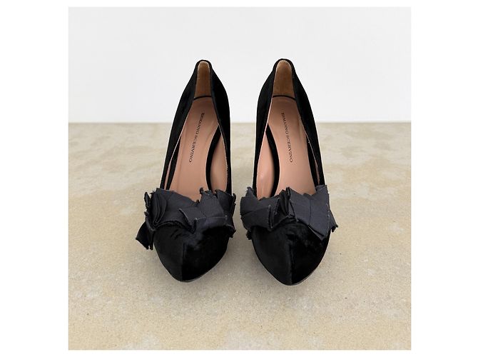 Ermanno Scervino Samt Pumps Schwarz mit Rüschen - Ansicht 4