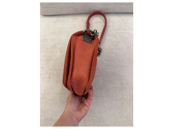 Chanel Boy Flap Borsa a Tracolla in Camoscio Arancione - vista 12