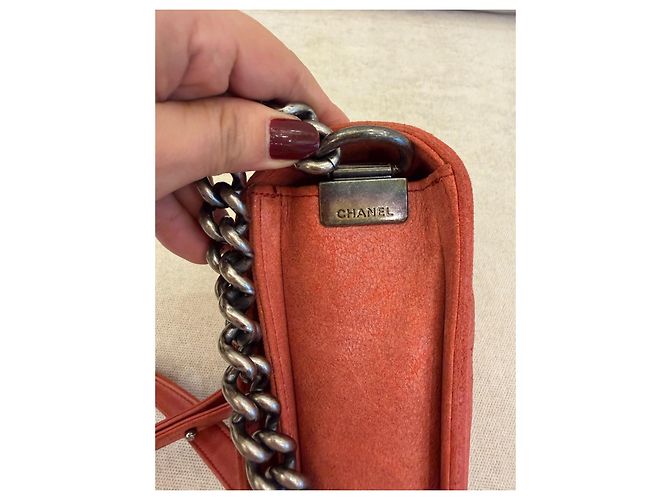 Chanel Boy Flap Borsa a Tracolla in Camoscio Arancione - vista 7
