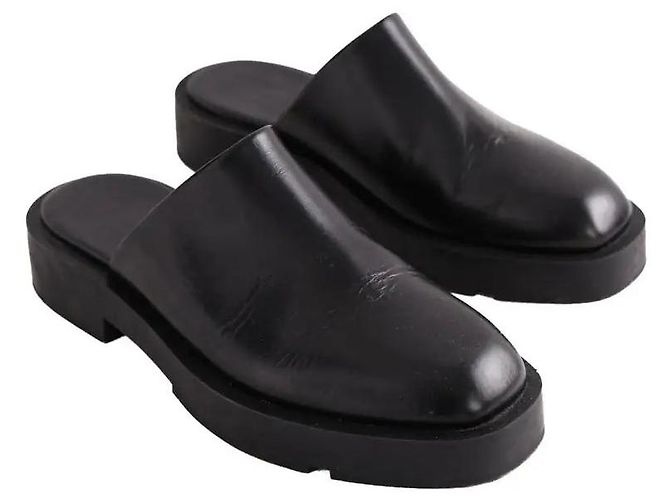 Givenchy Mules aus schwarzem Leder - Ansicht 3