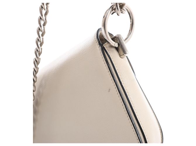 Borsa a tracolla con catena Prada Arcade Glace in pelle bianca - vista 11