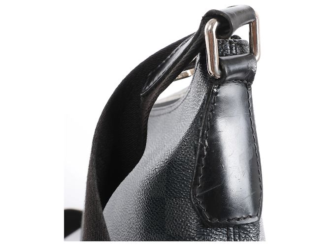Borsa a tracolla Louis Vuitton Mick PM Damier Graphite in nero N41211 - vista 12