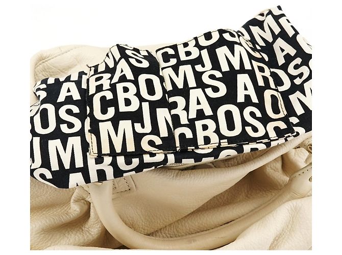 Marc by Marc Jacobs mala de mão Classic Q Large em pele marfim - vista 13