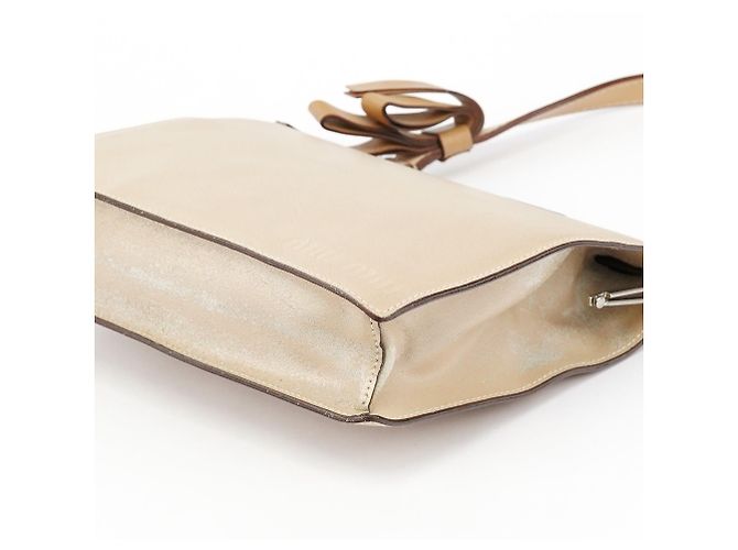 Miu Miu Pochette in pelle beige - vista 11