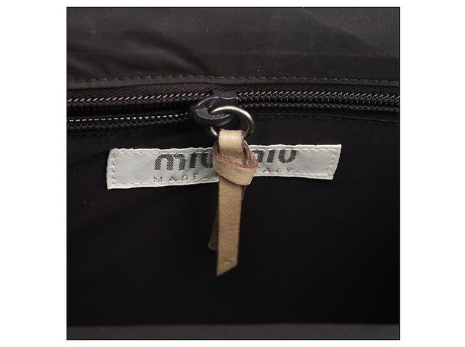 Miu Miu Pochette in pelle beige - vista 14