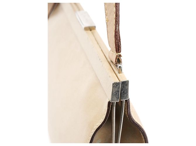 Miu Miu Pochette in pelle beige - vista 9