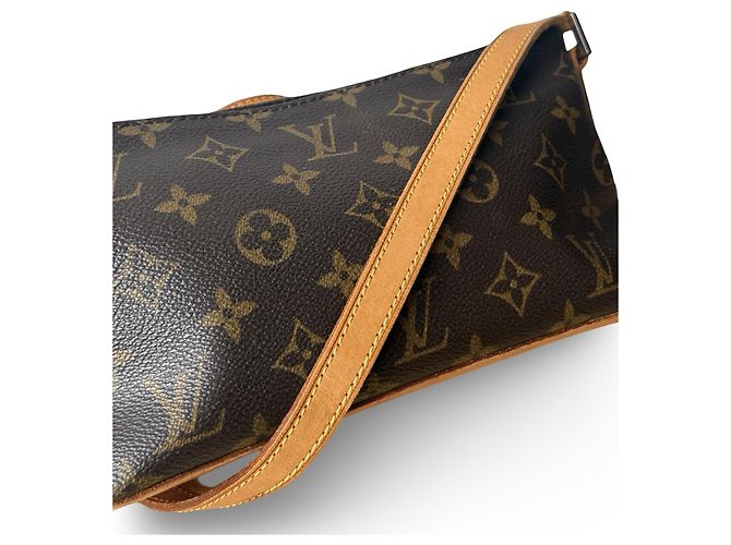 Autre Marque Louis Vuitton Trotteur - vista 3
