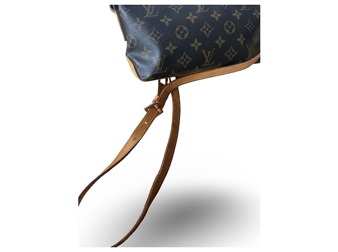 Autre Marque Louis Vuitton Trotteur - vista 4
