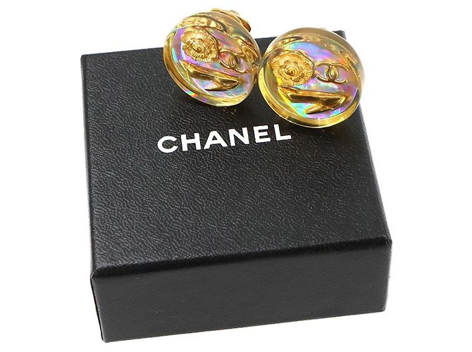 Orecchini a clip Chanel in Aurora Gold - vista 2