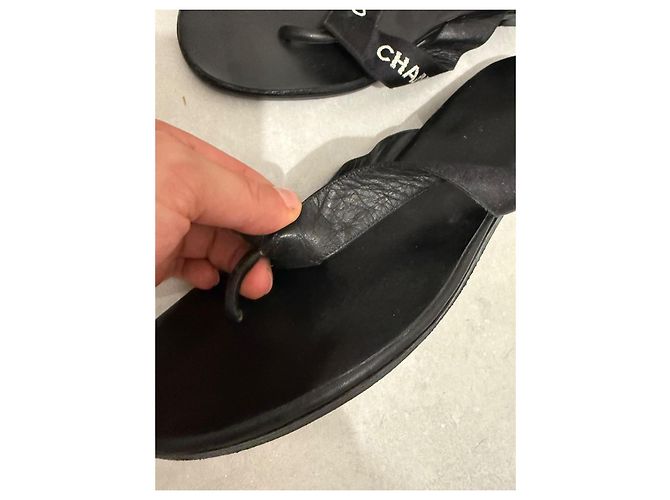 Chanel Leder Flip-Flops Schwarz - Ansicht 5