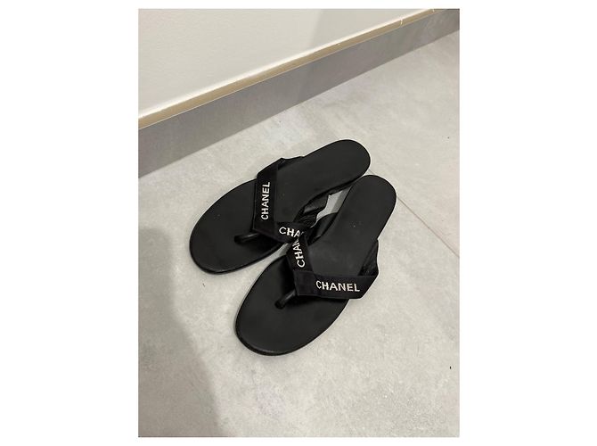 Chanel Leder Flip-Flops Schwarz - Ansicht 6